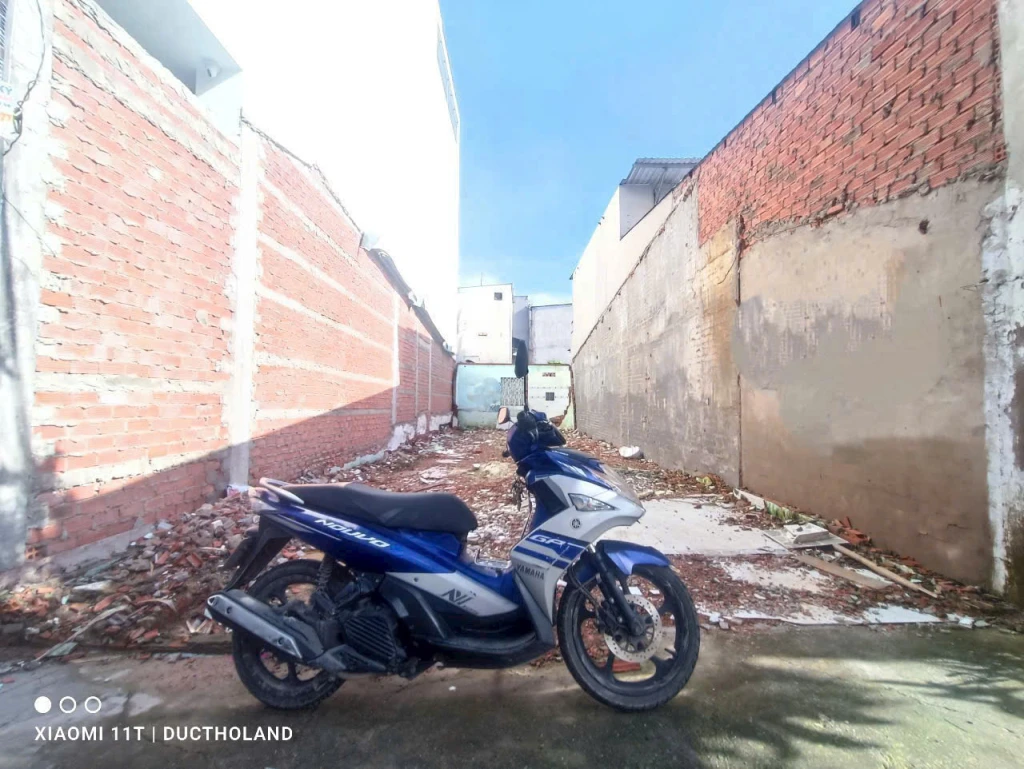 Giảm 200tr bán nhanh đất đẹp sát mặt tiền TX38, Phường Thới An, 4.95x18m còn 5.3 Tỷ TL