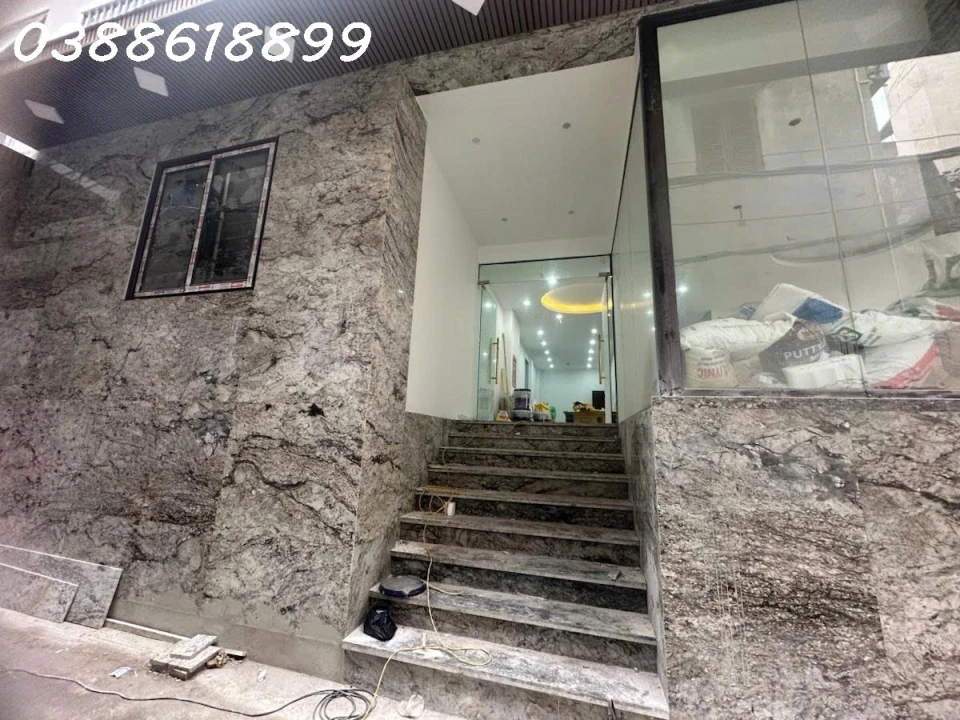 BÁN TOÀ CHDV CAO CẤP NGUYỄN KHÁNH TOÀNBÁN TOÀ CHDV CAO CẤP XUÂN THUỶ - CẦU GIẤY - 150M2 x 8T, MT 17M - LÔ GÓC - Ô TÔ - XÂY MỚI TINH - KHU VỰC LUÔN FULL KHÁCH