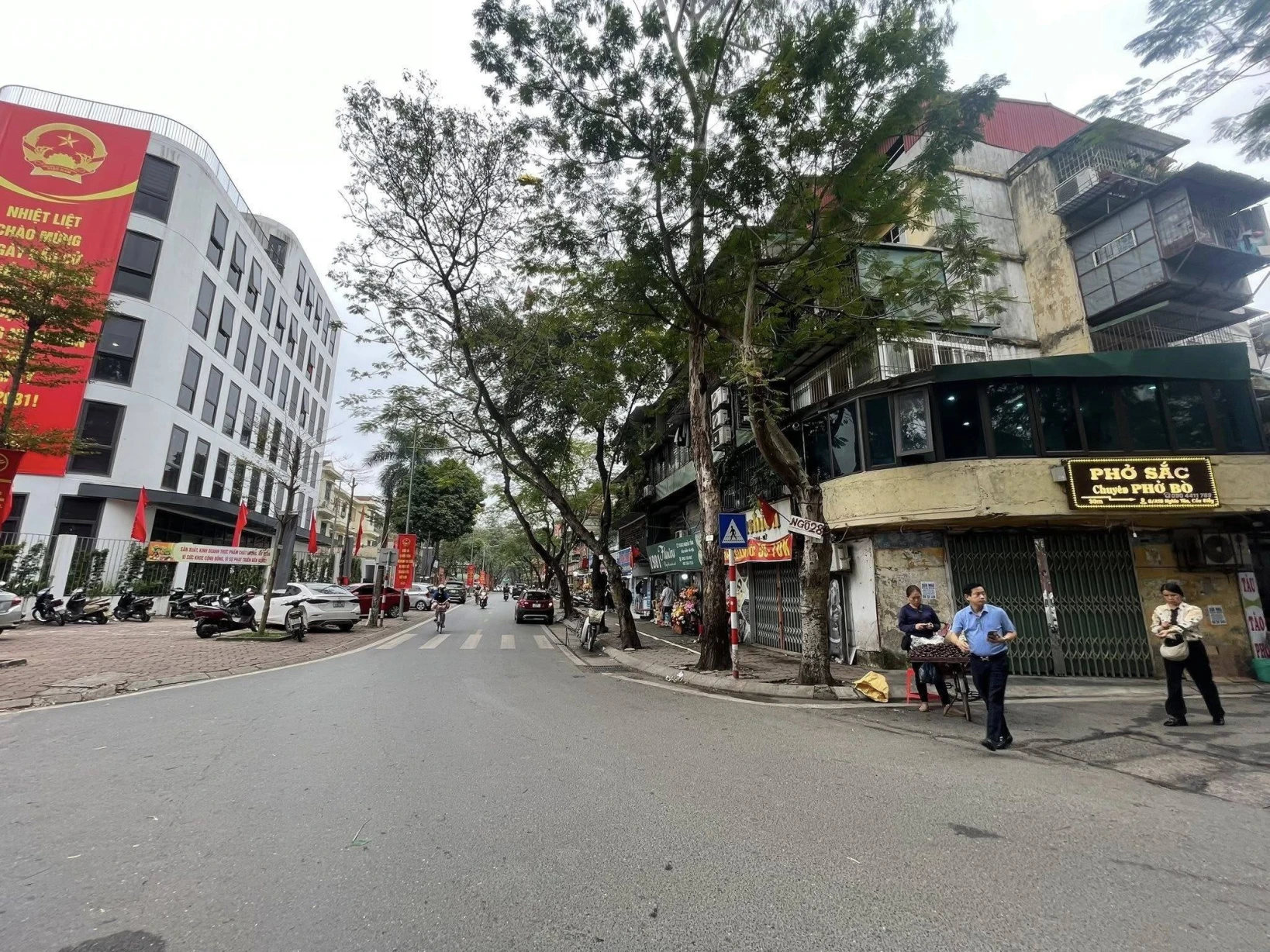 🌇 BÁN NHÀ PHÂN LÔ NGHĨA TÂN - CẦU GIẤY - 60M2 - 3T - MT 4M - VỈA HÈ - Ô TÔ TRÁNH - GIÁ 23.3 TỶ