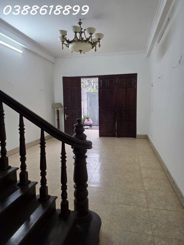 🏡 BÁN BIỆT THỰ MẶT HỒ TRUNG KÍNH - TRẦN DUY HƯNG - 100M2 - MT 4.5M - 5 TẦNG - Ô TÔ TRÁNH -GIÁ 37.3 TỶ