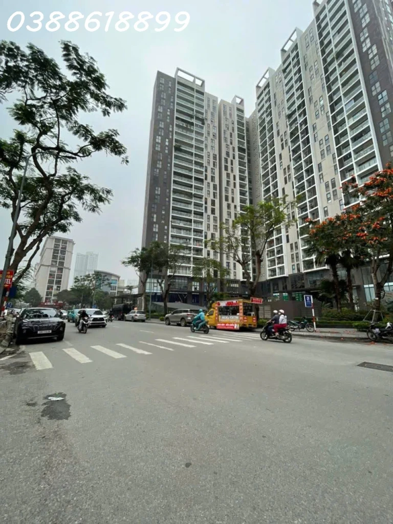 BÁN NHÀ MẶT PHỐ TRẦN KIM XUYẾN - 155Mx5T - MT 8.8M – 2 THOÁNG - CHO THUÊ 100 TR/TH