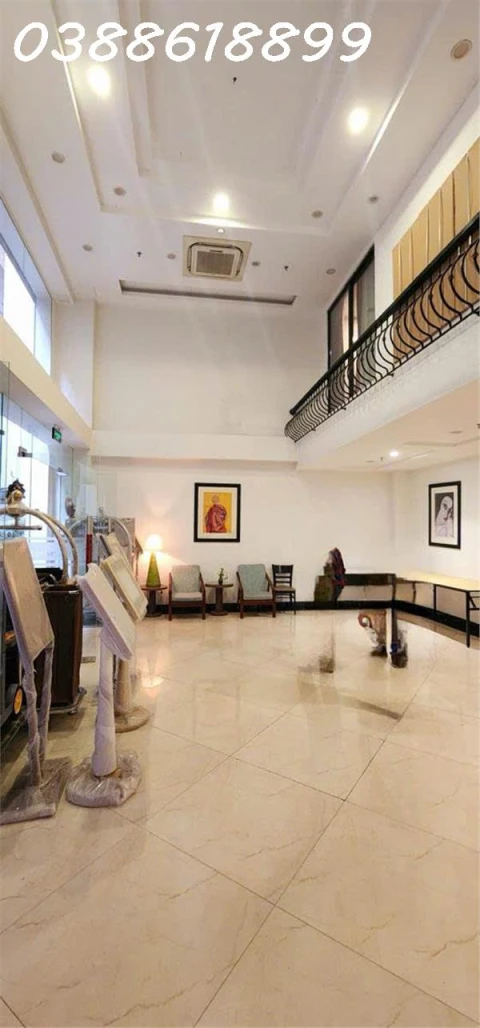 BÁN KHÁCH SẠN KIM MÃ 205Mx9T, MT8M - 10M RA PHỐ - DÒNG TIỀN 2TỶ/NĂM