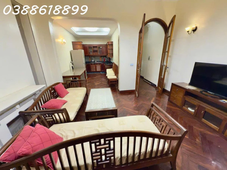 BÁN PHÂN LÔ TRẦN QUỐC HOÀN, CẦU GIẤY 61Mx5T, MT 5M- GARA Ô TÔ-KINH DOANH