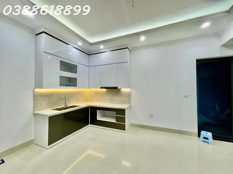 BÁN NHÀ TRẦN DUY HƯNG - XÂY MỚI - 50Mx 6 TẦNG THANG MÁY, MT 9M- CHỈ 13,8 TỶ