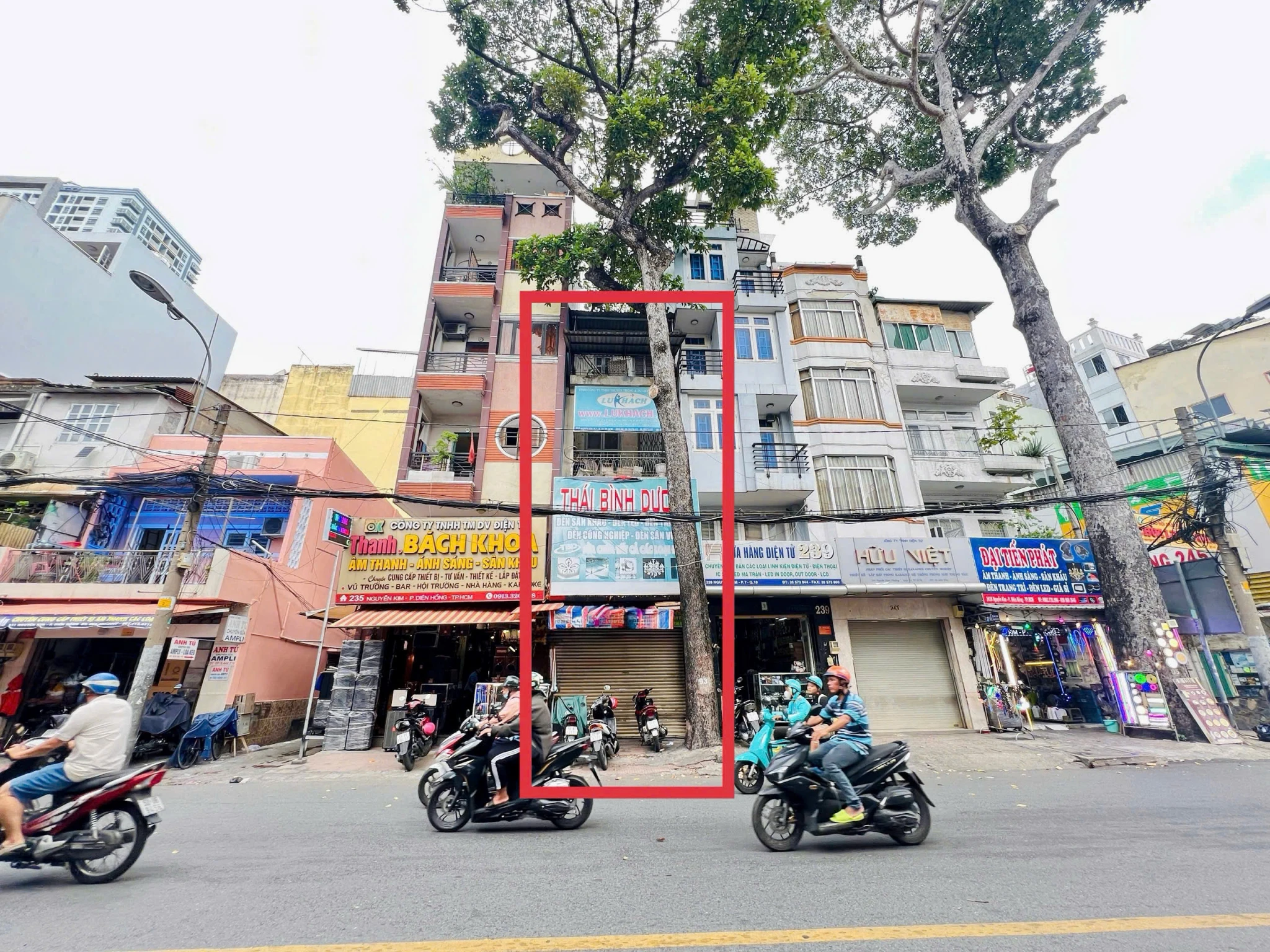 CHO THUÊ NHÀ NGUYÊN CĂN 4 TẦNG TẠI P.7, QUẬN 10, HỒ CHÍ MINH