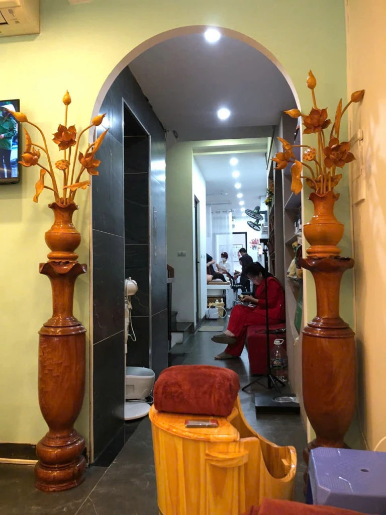 SANG NHƯỢNG GẤP SPA ĐANG HOẠT ĐỘNG –TÂY HỒ, HÀ NỘI VÀO LÀ KINH DOANH NGAY