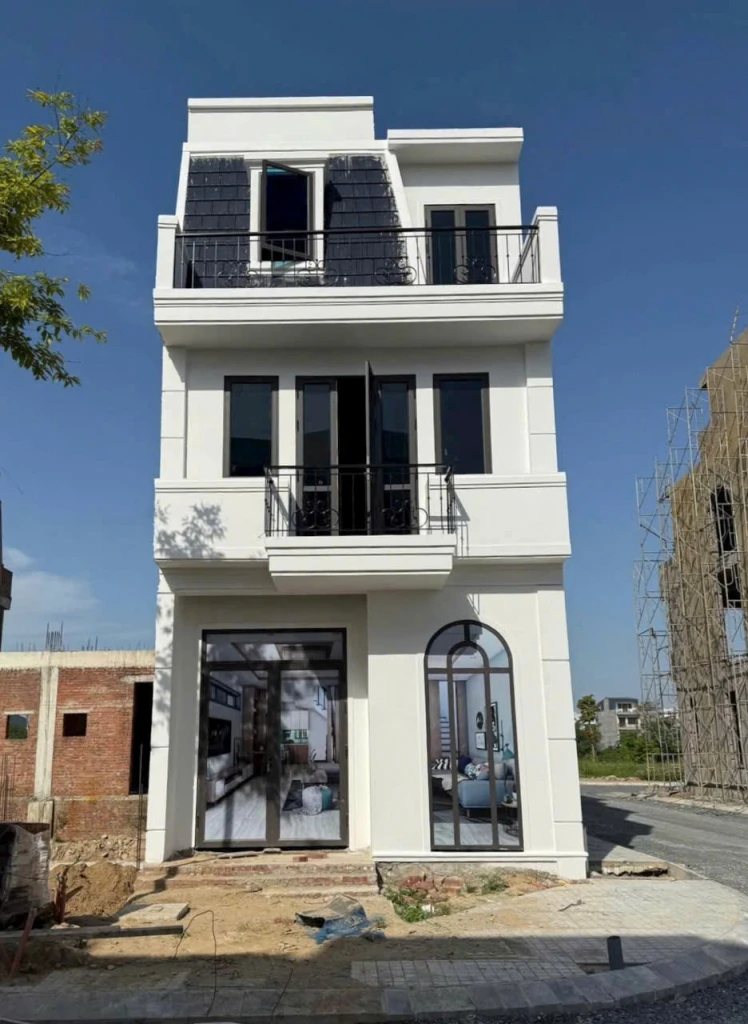 CHÍNH CHỦ BÁN NHÀ PHỐ LIỀN KỀ 3,5 TẦNG – KĐT ATHENA VINH TÂN, TP VINH