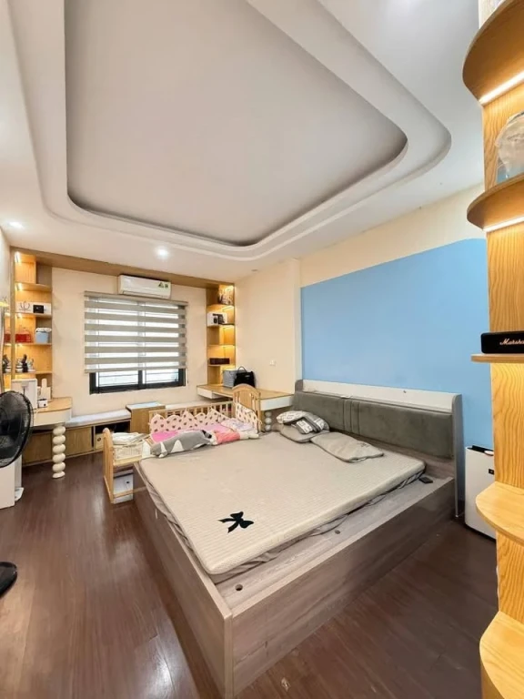 PHÂN LÔ OTO TRÁNH-KINH DOANH VĂN PHÒNG- DÂN CHÍ CAO