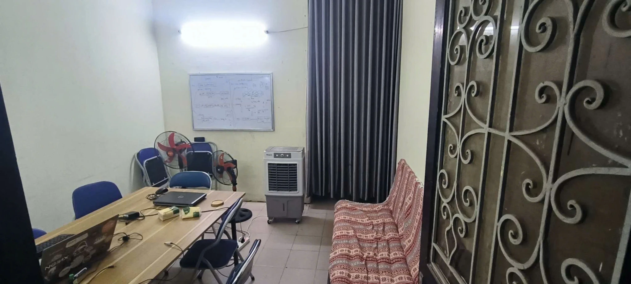 Cho thuê nhà riêng, 3 tầng, mỗi tầng 2 phòng tại Số 6/88 Cầu Giấy, Hà Nội