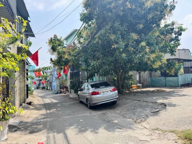 Bán đất full thổ cư 103m2 , HXH  , P Tăng Nhơn Phú , TP Thủ Đức , Giá 5 tr 500