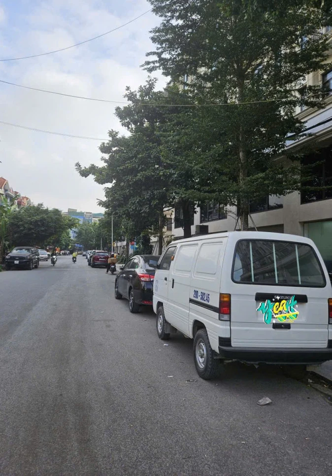 Tôi Cần Bán Nhà Đẹp Đại Mỗ Nam Từ Liêm – Ô Tô Đỗ Cửa Ngày Đêm, 35  met * 5 Tầng. 7,95 tỷ – Kv đường Lê Quang Đạo kéo dài Alo 0972.078.667