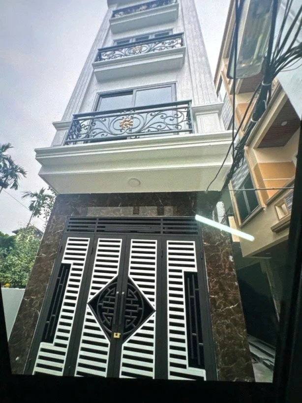 Siêu Hiếm Tây Mỗ Nhà Lô Góc Lệch Tầng Sổ Đẹp
Cần Bán Nhà Tây Mỗ Lô Góc 5 Tầng Khu Vực Đẹp Nhất
 ĐT 0972078667