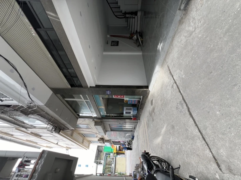 Bán nhà Phố Trường Lâm, 34m x 5T gara, oto thông hơn 10 tỷ có tl. LH 0936123469