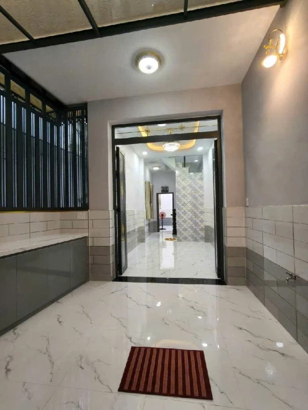 BÁN NHÀ ĐẸP BÌNH ĐÔNG P15 Q8 - HẺM BA GÁC THÔNG - 3 TẦNG 2PN 2WC - FULL NỘI THẤT - NHỈNH 3 TỶ.