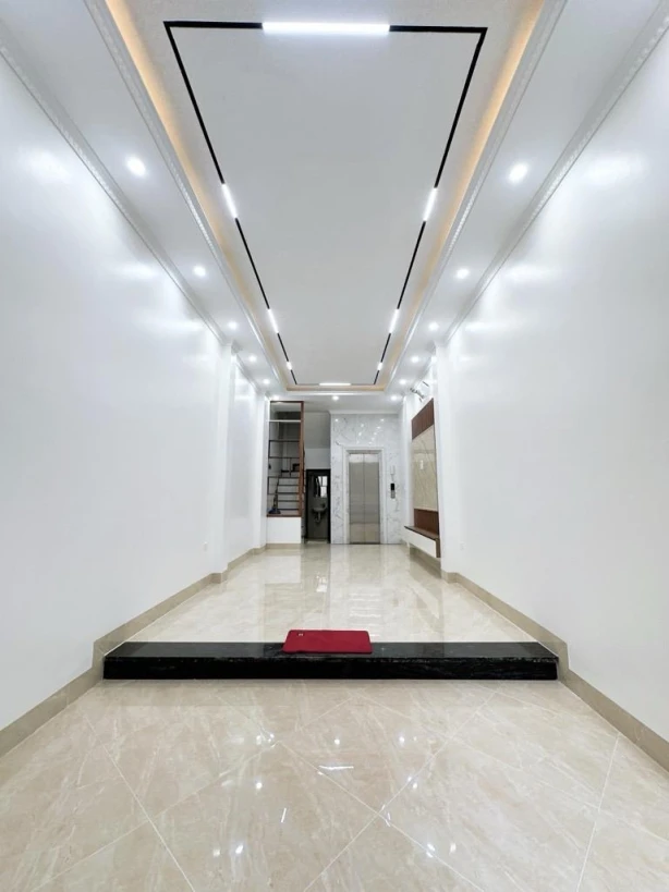 BÁN GẤP TT HOÀNG MAI NHÀ MỚI 6 TẦNG Ô TÔ ĐỖ CỬA KINH DOANH, 35M2 6 TẦNG 11.4 TỶ