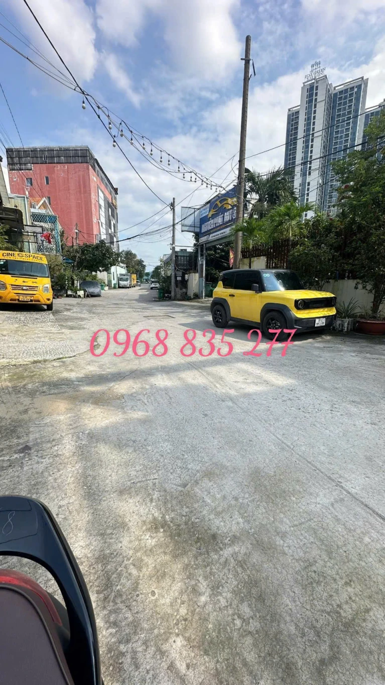 Nhà 𝐂𝟒 (𝟒,𝟕𝐱𝟏𝟕𝐦)  thẳng 1 trục cách MT Nguyễn Văn Linh 50m - hẻm rộng 10m xe tránh nhau