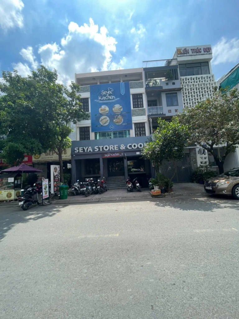 Mặt tiền Cao Đức Lân, Quận 2