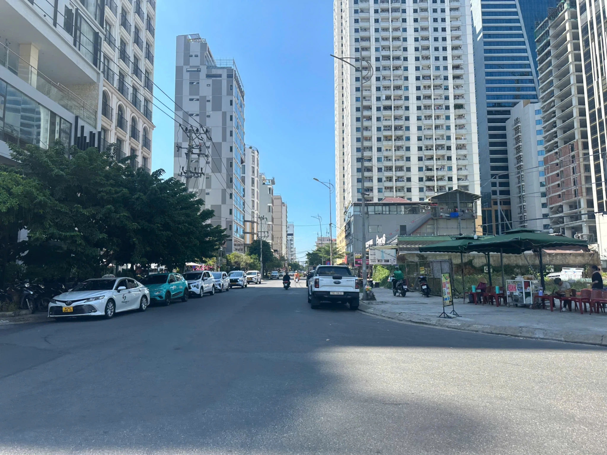 Cặp ĐỖ BÁ vị trí VIP, giá cần chuyển nhượng. Lh 0905233234