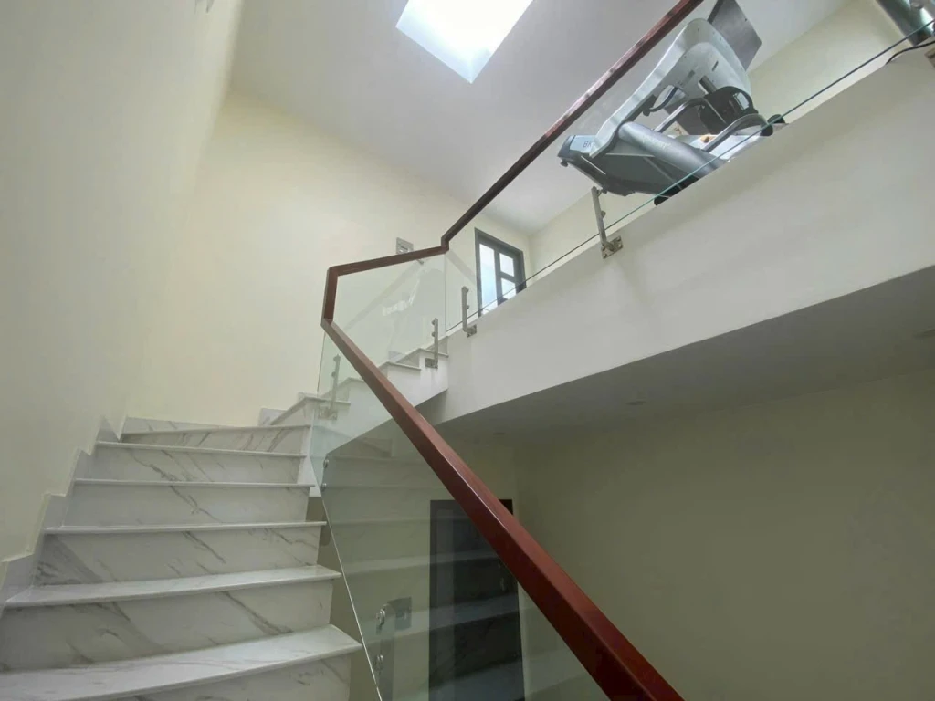 MT Thụt Trần Hưng Đạo Q5, 6.5x17m, T+3L Giá 19.9 tỷ TL, HĐT 55tr/th