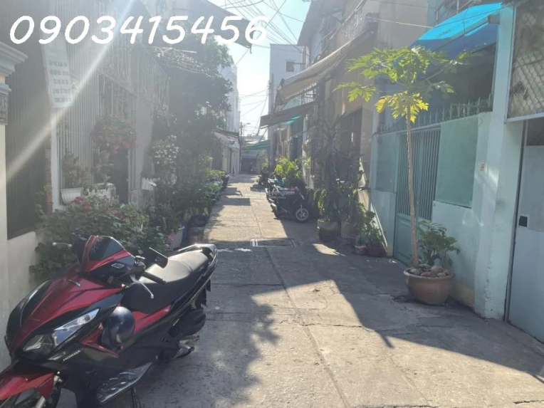 Nhà HXH 2 T, 4.1 x13.1m2 Huỳnh Thiện Lộc, 6,5 tỷ, P.Hòa Thạnh, Quận Tân Phú Chỉ 6 tỷ x