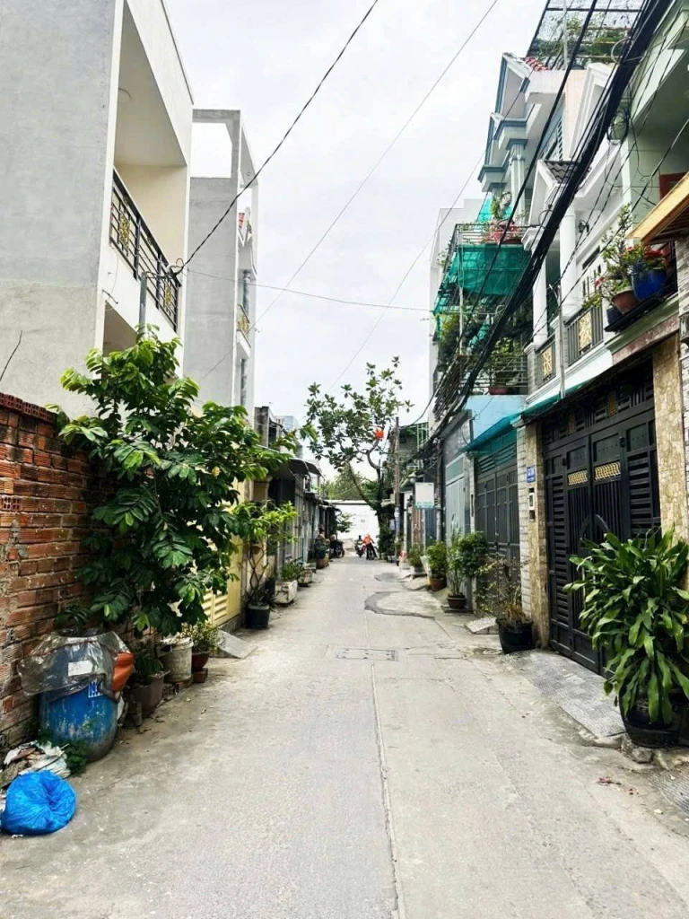 NHÀ ĐẸP 2 TẦNG  52M² LÂM THỊ HỐ Q12 – GẦN HIỆP THÀNH CITY, GẦN CHỢ, BV Q12 -  HẺM XE TẢI.