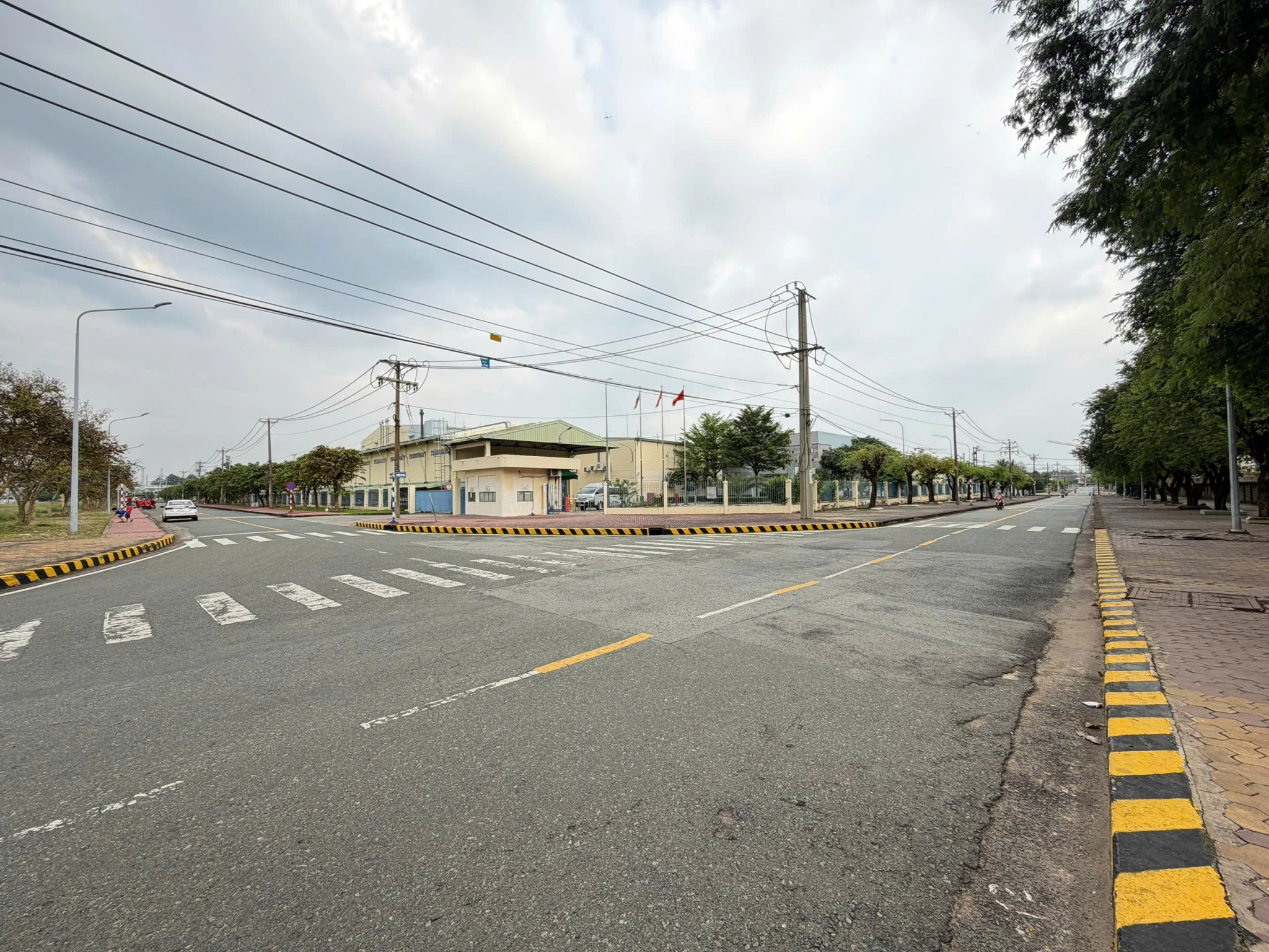 XT051 nhà xưởng CNC, thu hút đầu tư DN FDI SX theo QĐ KCN, khung thép kiên cố