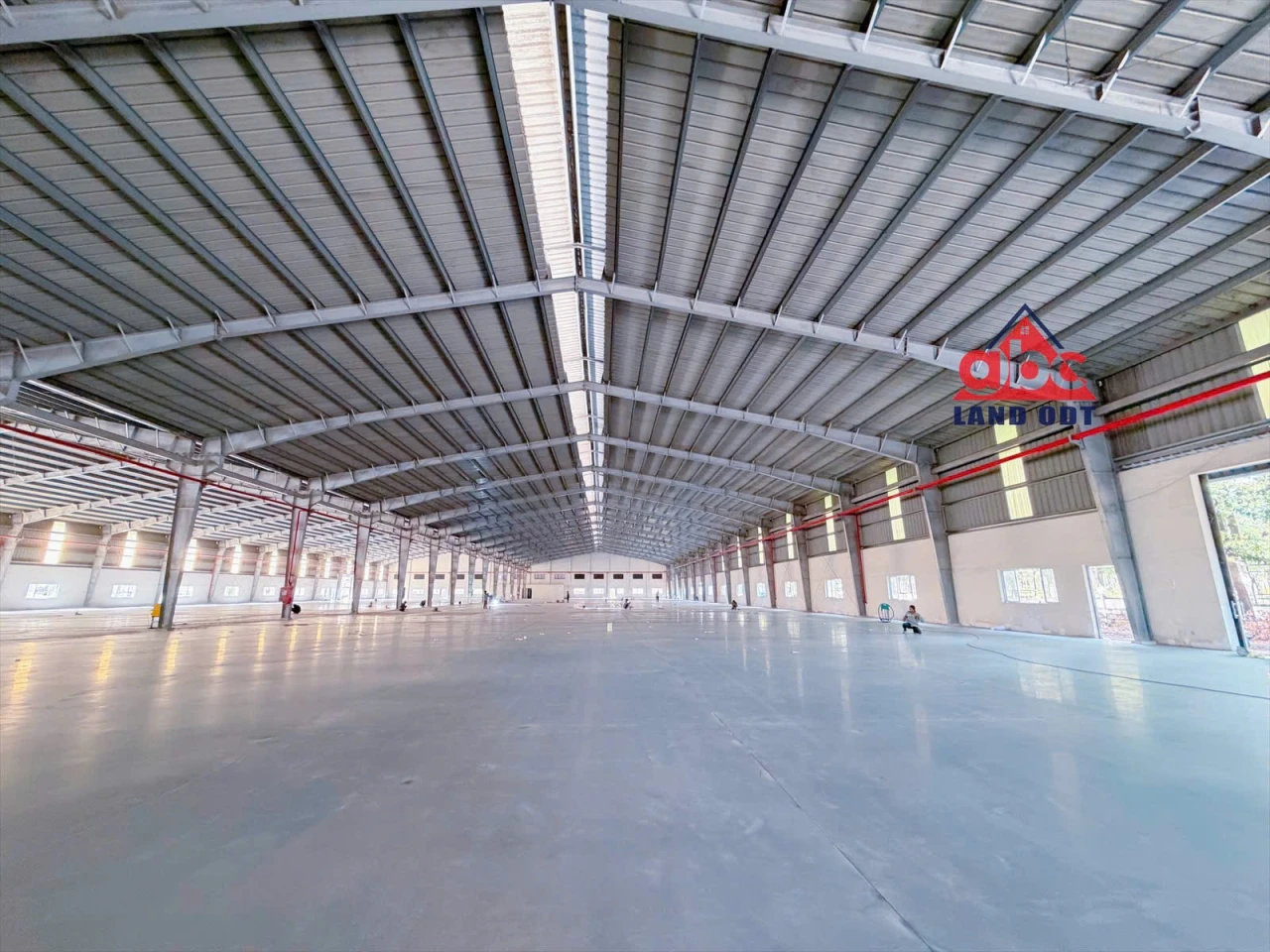 XT059 cho thuê xưởng sản xuất, khung thép kiên cố, trang bị PC với đầy đủ giấy phép