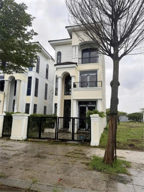 Bán Biệt Thự Liền Kề Golden Hills, Liên Chiểu, Đà Nẵng. DT 187m2, 3 tầng, Tây Bắc, Sổ Đỏ. Giá 9.5 tỷ. LH: 0877661879