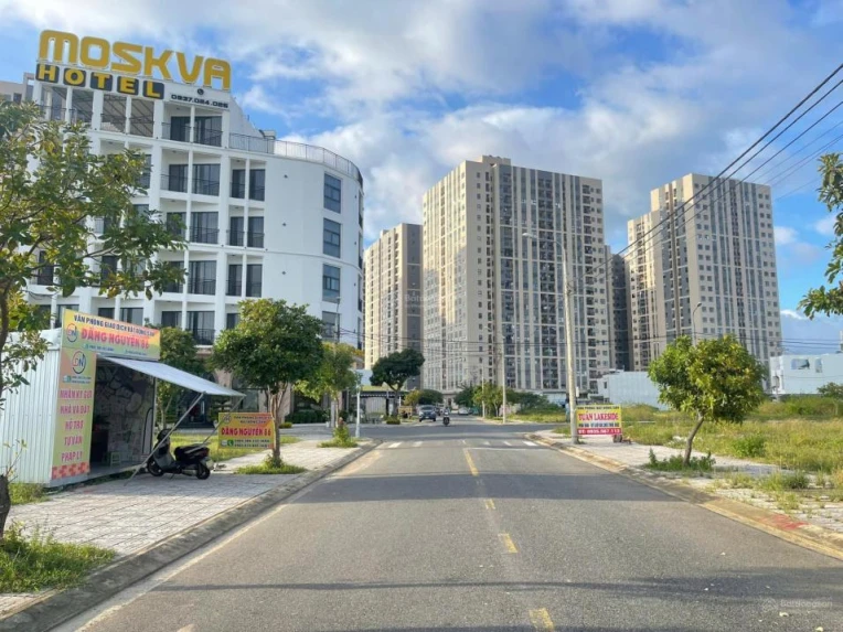 Bán đất thổ cư Lê Thương, Hòa Hiệp Nam, Liên Chiểu, Đà Nẵng. DT 117m2, giá 4.4 tỷ, sổ đỏ, hướng Tây Nam. LH: 0877661879