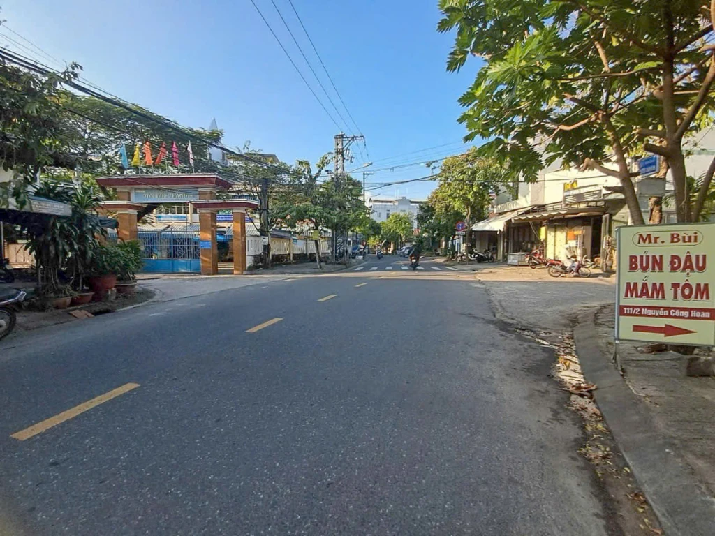 💥 VÀI BƯỚC RA MẶT TIỀN LỚN- ĐƯỜNG 6M -NGUYỄN CÔNG  HOAN