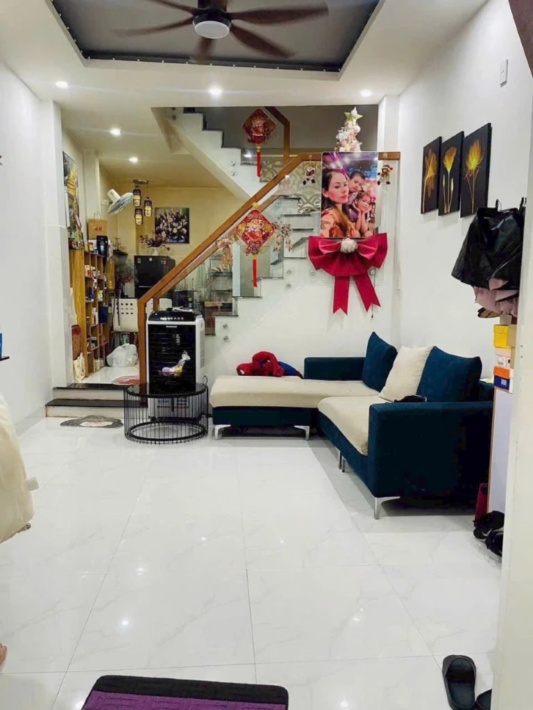 NHÀ 3 TẦNG, CÁCH NGUYỄN NGHIÊM 50M - HÀ HUY TẬP- 
THANH KHÊ - GIÁ CHỈ 3.3 Tỷ.