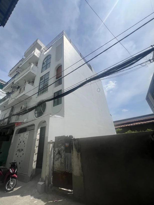 🌟 CHDV 5 TẦNG – OTO ĐẬU TRƯỚC CỬA
THU NHẬP KHỦNG 800TR/NĂM – BÙI VĂN BA, Q7