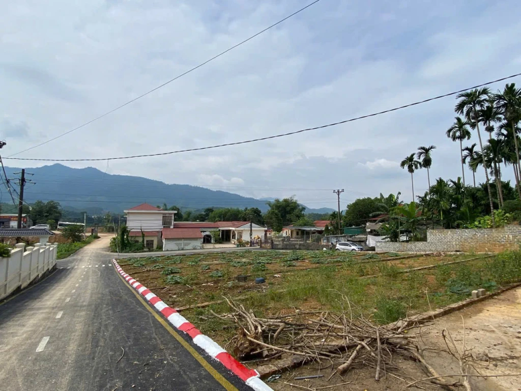 Bán đất Hợp Thành sẵn sổ, 6xx TP Hòa Bình