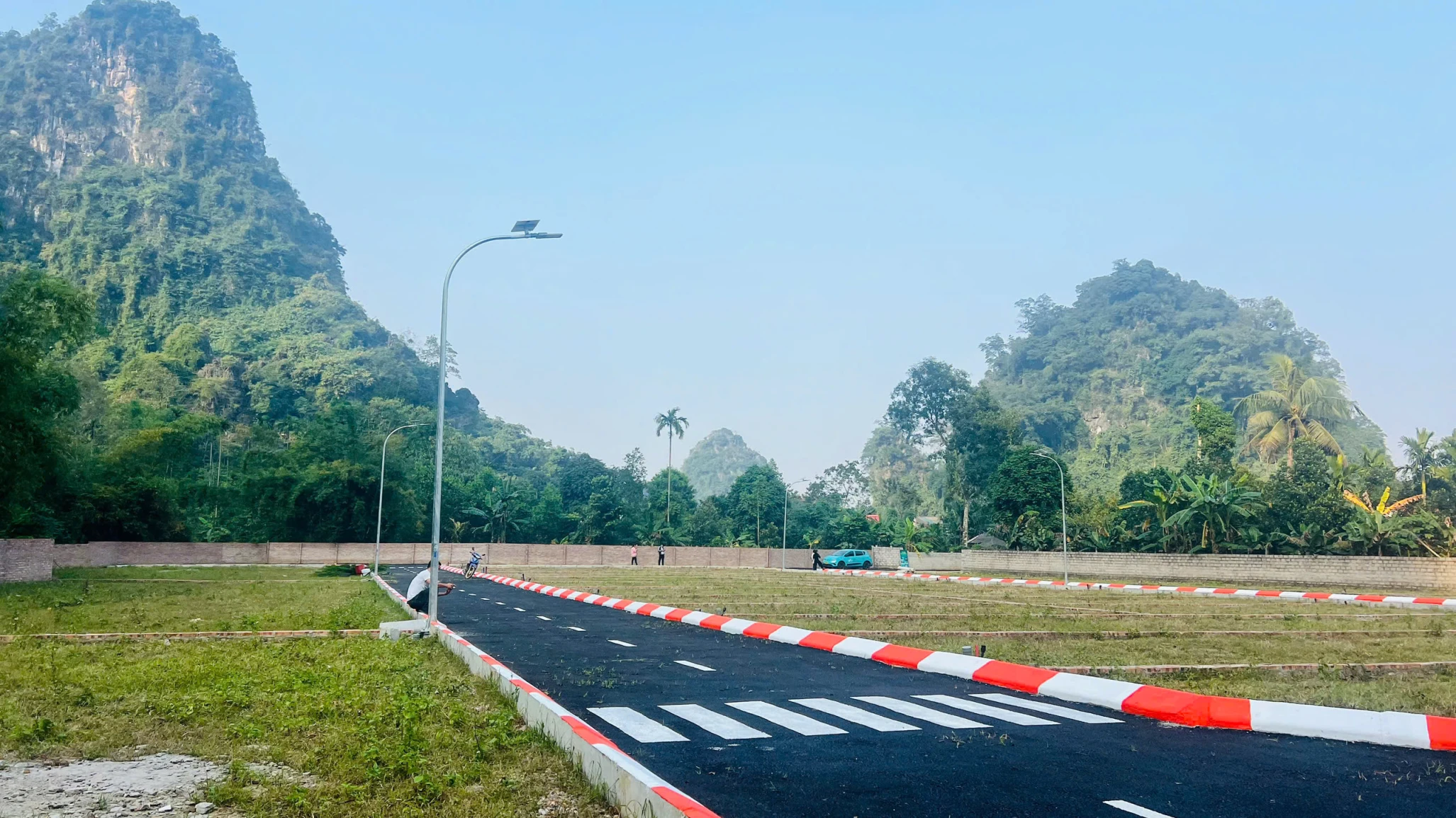 Còn duy nhất lô góc 2 mặt tiền giá 4xx Lương Sơn, Hòa Bình