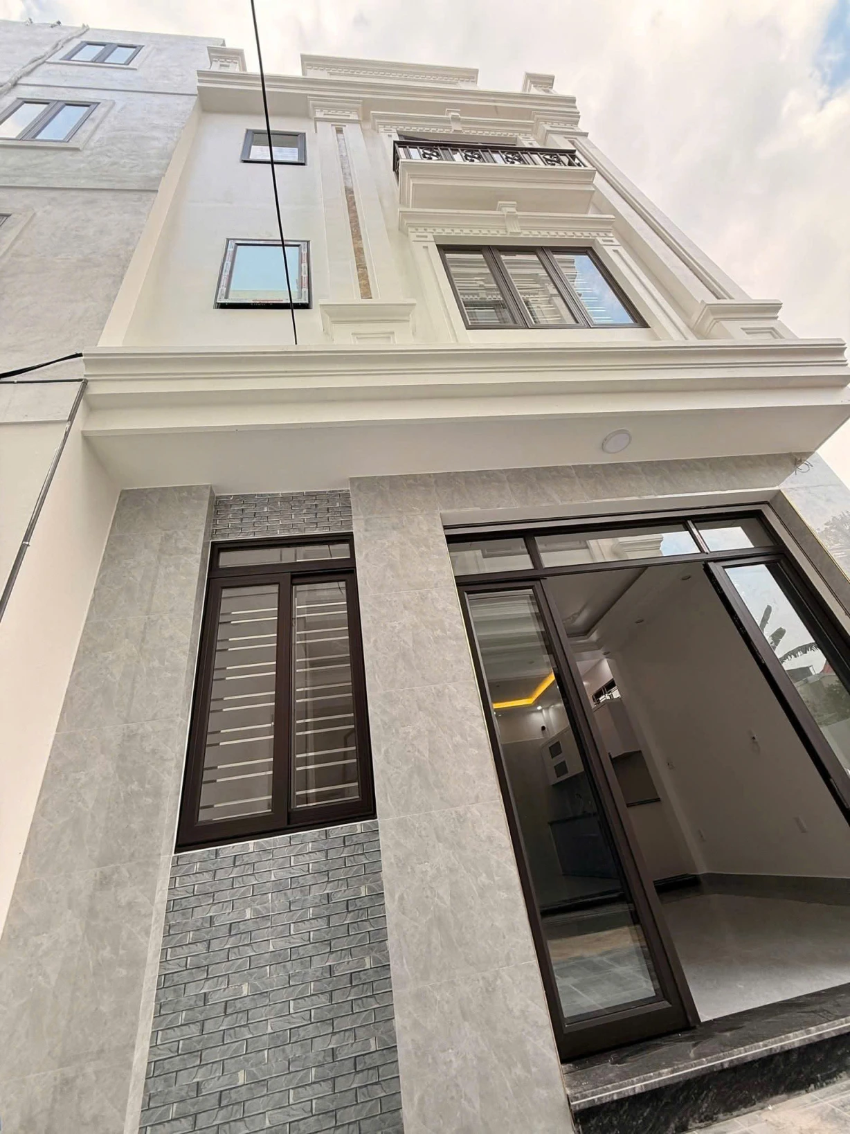 BÁN NHÀ 3 TẦNG KHU ĐÔNG HẢI 1 – QUẬN Hải An – NGAY SAU MẶT ĐƯỜNG PHỦ THƯỢNG ĐOẠN – GIÁ 3,05 TỶ