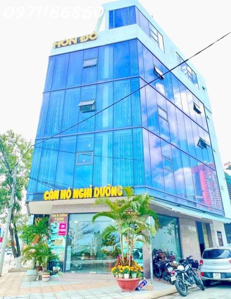Bán nhanh tòa nhà lô góc – 11 phòng – view biển – mặt đường Phạm Văn Đồng gần Đại Học Nha Trang