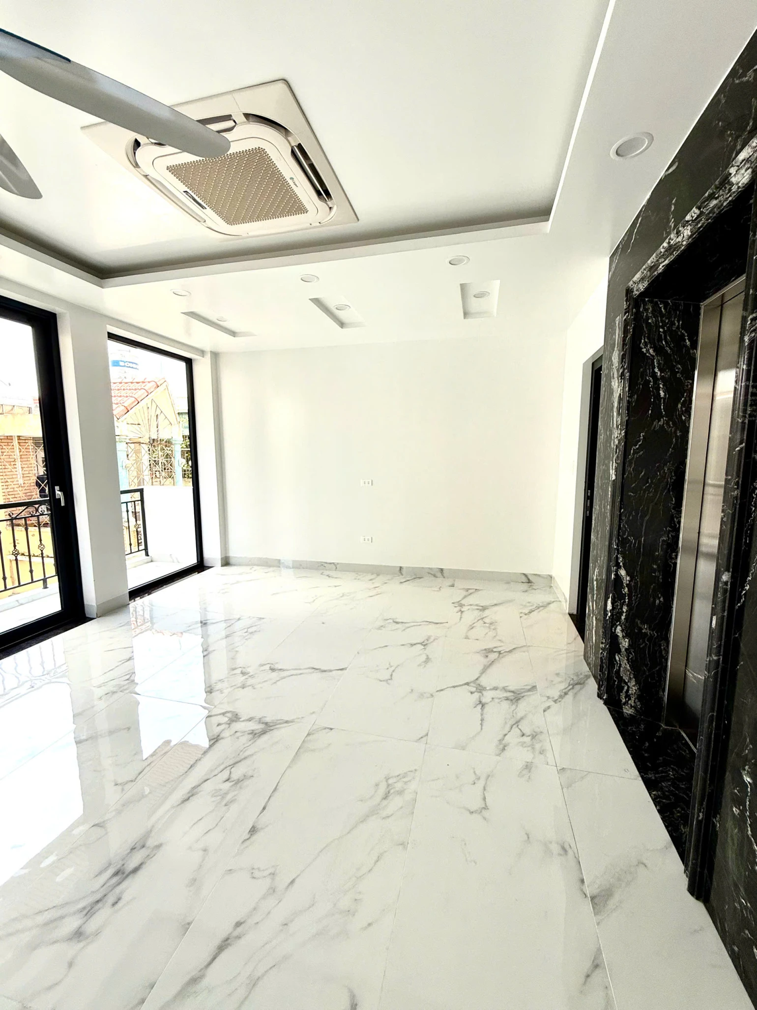 Cho thuê phòng tại Đê Trần Khát Chân – P. Thanh Nhàn – Quận Hai Bà Trưng Hà Nội