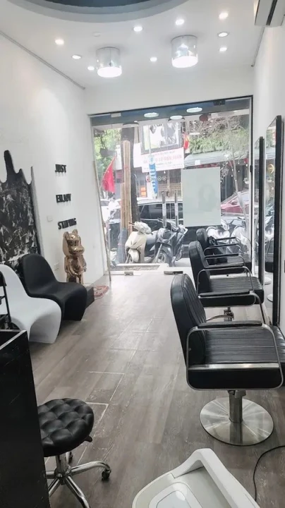 💥 BÁN NHÀ MẶT PHỐ VỌNG – LÔ GÓC – VỈA HÈ RỘNG – KINH DOANH SẦM UẤT 💥 Diện tích: 72m² – Nhà 4 tầng – Giá: 31 tỷ