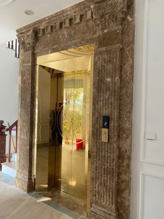 BÁN NHÀ MẶT PHỐ QUAN NHÂN – THANH XUÂN – LÔ GÓC 3 THOÁNG – VIEW HỒ – 103M2 – 5 TẦNG – MT 5.5M – 50 TỶ