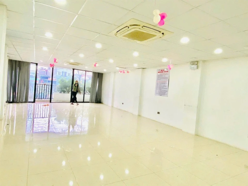 BÁN NHÀ MẶT PHỐ HOÀNG NGÂN – LÔ GÓC – 68M2 – MT 5M  - 4 tầng – KINH DOANH ĐỈNH – 27.5 TỶ