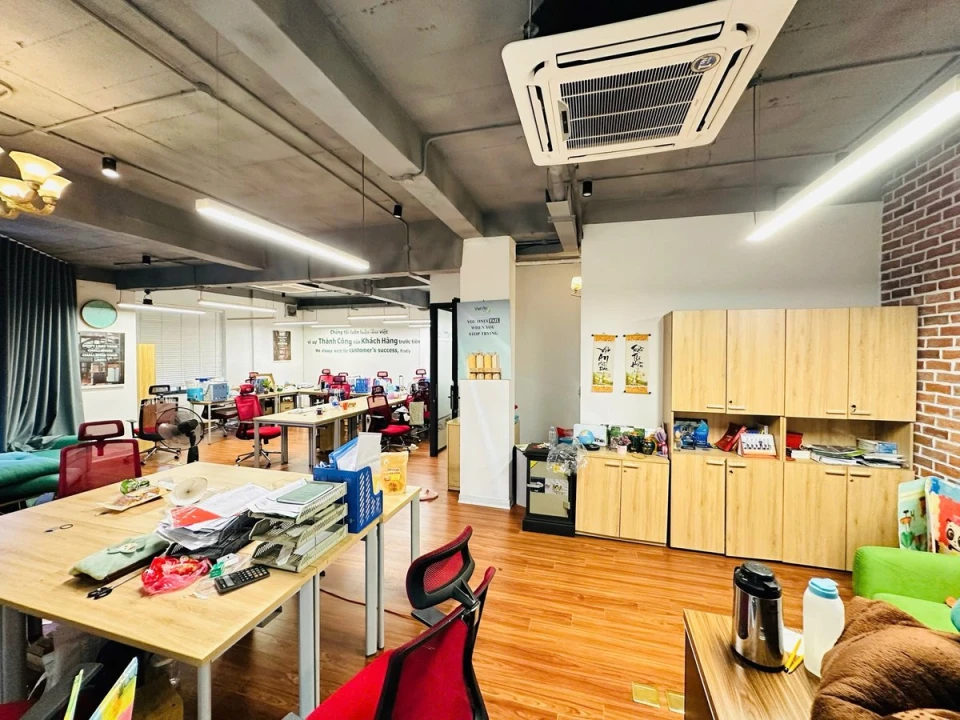 Bán Biệt Thự Lô Góc Trung Văn 148m² MT 22m Giá 74,9 Tỷ