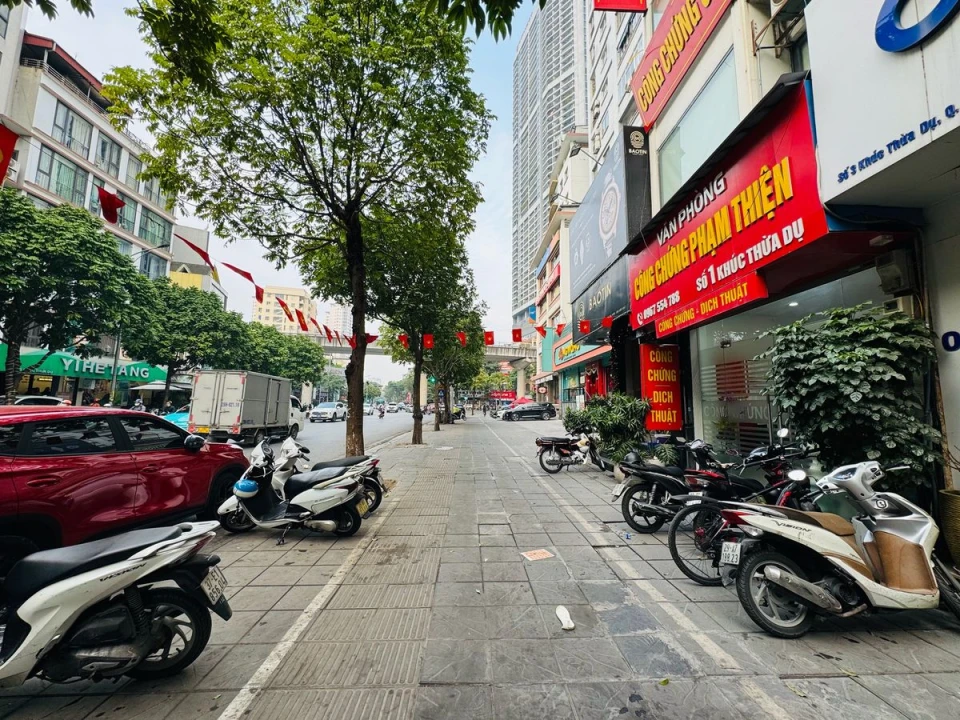 Bán nhà mặt phố Khúc Thừa Dụ – Cầu Giấy | 36m² | 7 tầng thang máy | Lô góc | Dòng tiền 80tr/tháng | 33.5 tỷ