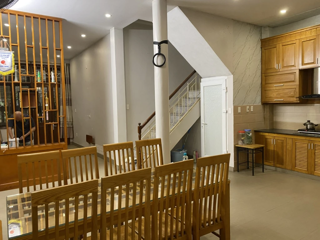 BÁN NHÀ PHỐ  HOA LƯ – HAI BÀ TRƯNG – Ô TÔ ĐỖ CỬA – 76M2 – MT 5.7M NỞ HẬU – GIÁ GIẢM SỐC CHỈ 28.8 TỶ