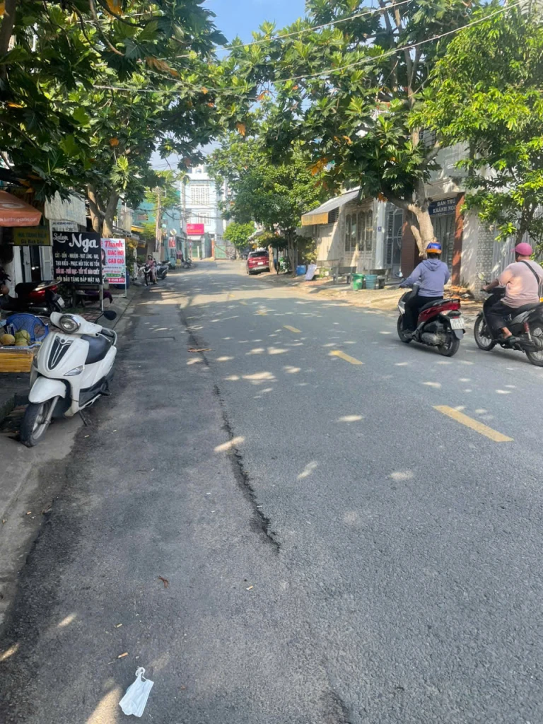 Bán đất mặt tiền 12,3x29m giá nhỉnh 15 tỷ Đường Thới An 13