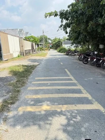 Bán đất mặt tiền 42x50m giá 25 tỷ Đường Tân Hiệp 39