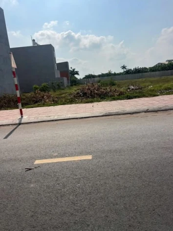 Bán đất mặt tiền 20x92m giá 12 triệu/m2 Đường Xuân Thới Sơn 16