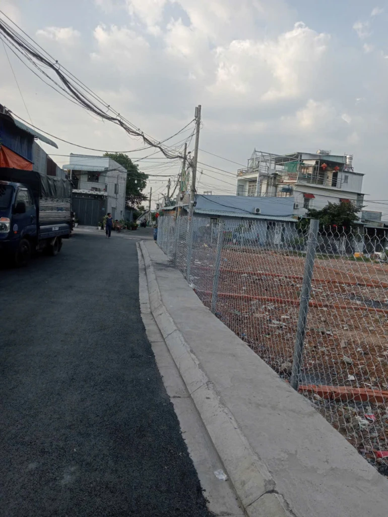 Bán đất đường thông 6m diện tích 5x22m giá 6,2 tỷ Đường Đông Thạnh 7-3