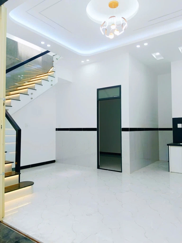 BÁN NHÀ 2 TẦNG MỚI ĐẸP ĐƯỜNG TRẦN HƯNG ĐẠO - QUY NHƠN.- MÃ SỐ: #NR3789