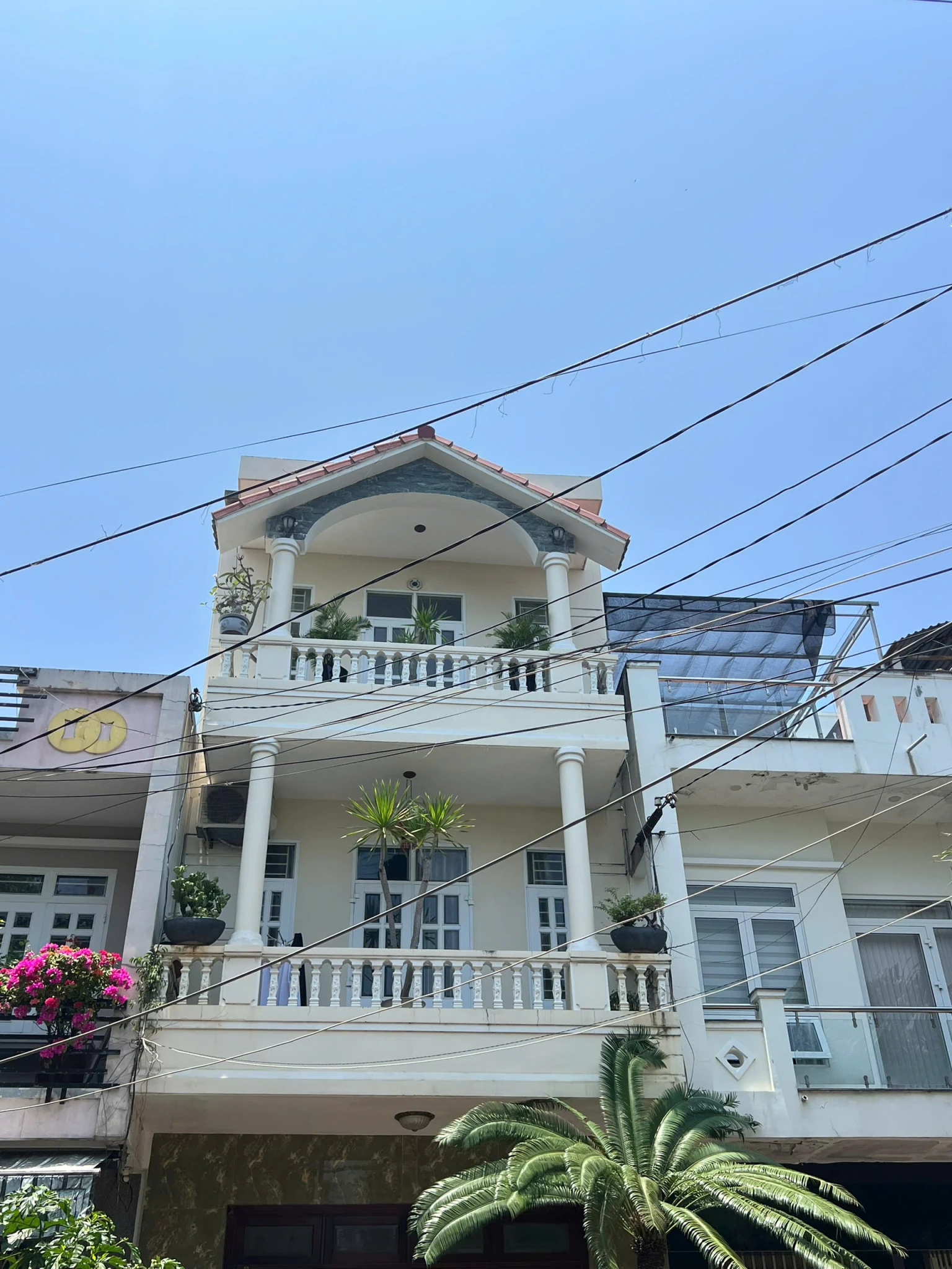 BÁN NHÀ 3 TẦNG MẶT TIỀN ĐƯỜNG NGUYỄN THỊ MINH KHAI - TRUNG TÂM QUY NHƠN.- MÃ SỐ: #MT1968