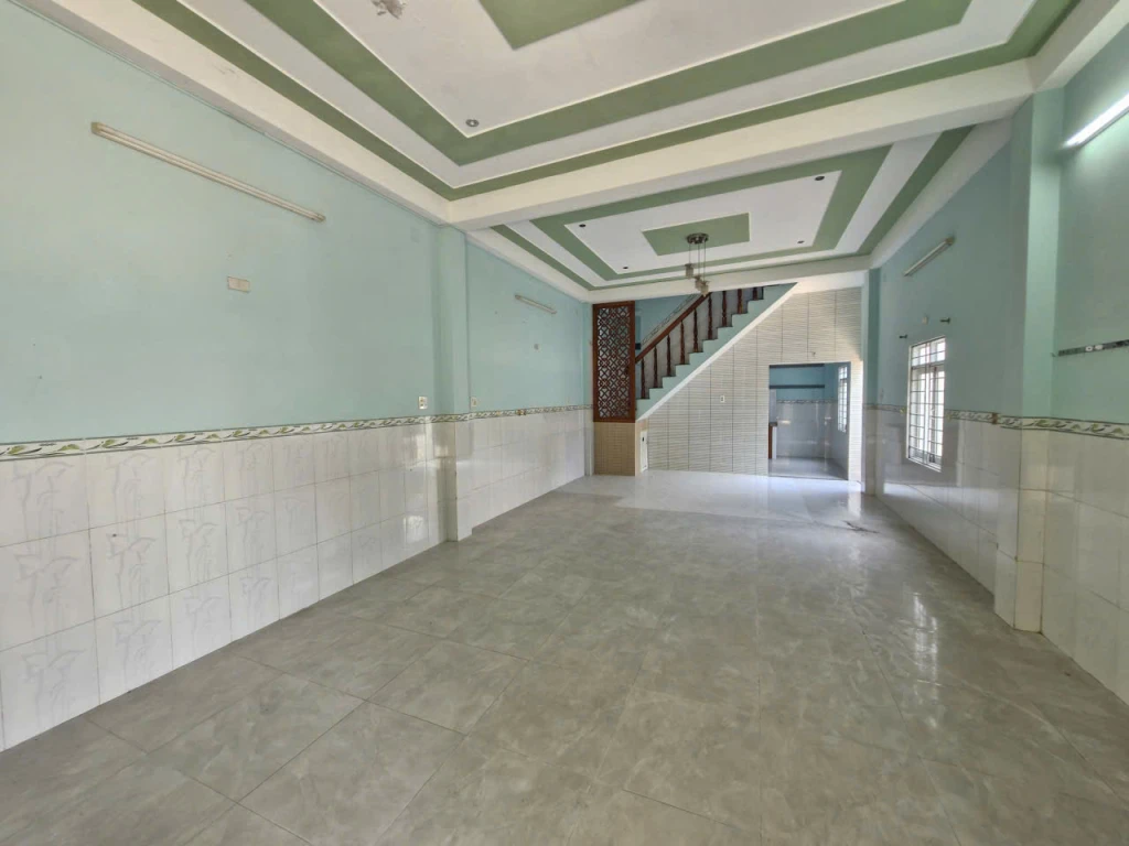 BÁN NHÀ GÓC MẶT TIỀN LÊ THỊ KHUÔNG - KHU CHỢ DINH - NHƠN BÌNH. MÃ SỐ: #MT0616